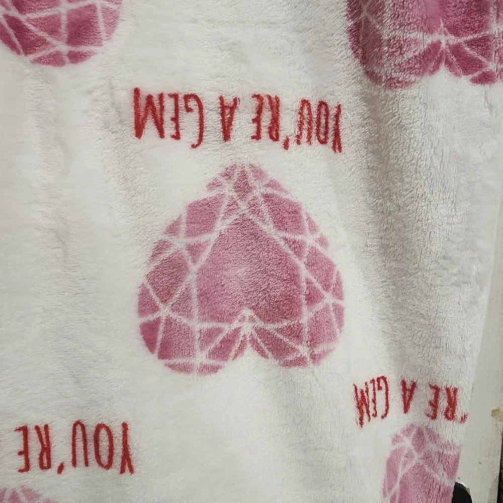 Luxe Plush Throw-Blanket